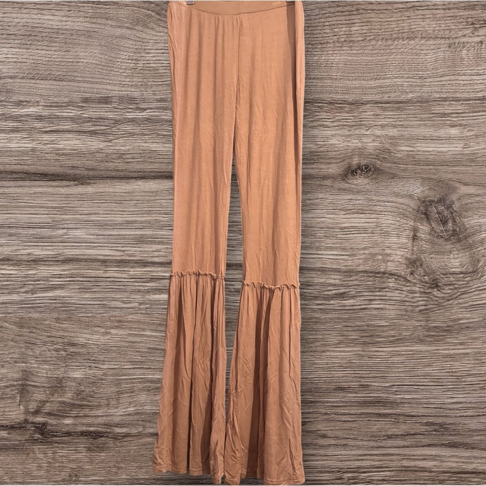 POL Tan Pants with Retro Bell Bottom Style – Size Small NWT